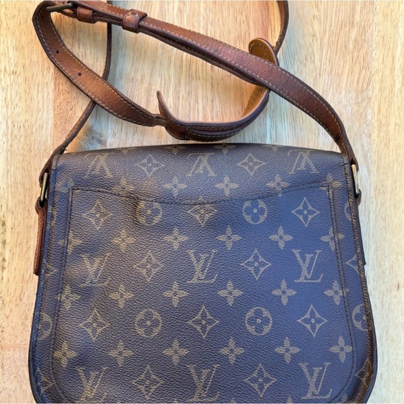 Louis Vuitton Crossbody - Picture 3 of 15